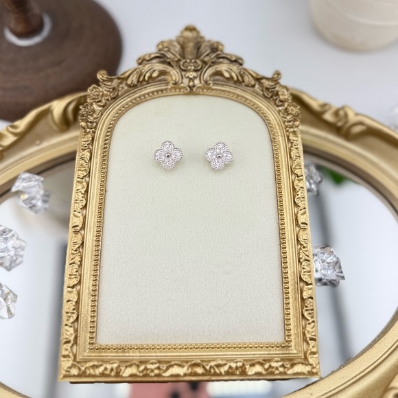 Lucky Alhambra Clover Earrings with Logo – Sterling Silver & Cubic Zirconia - Picture 1 of 7